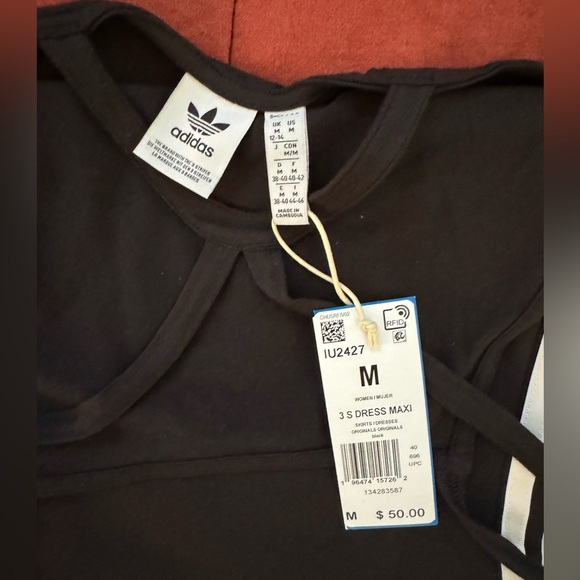 Adidas ADICOLOR 3-STRIPES MAXI
DRESS - Picture 7 of 10